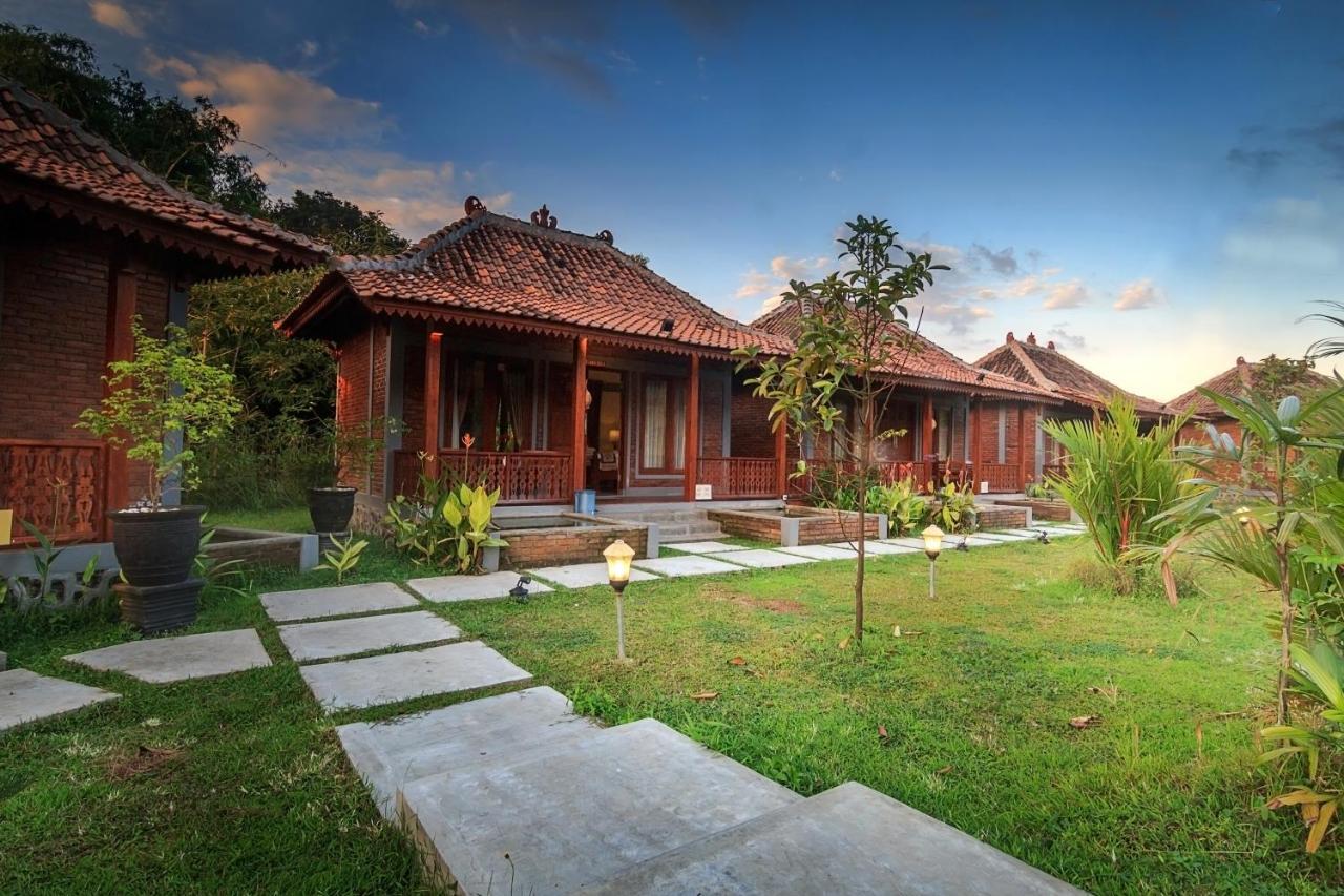 Balkondes Majaksingi Jasamarga Magelang Exterior foto